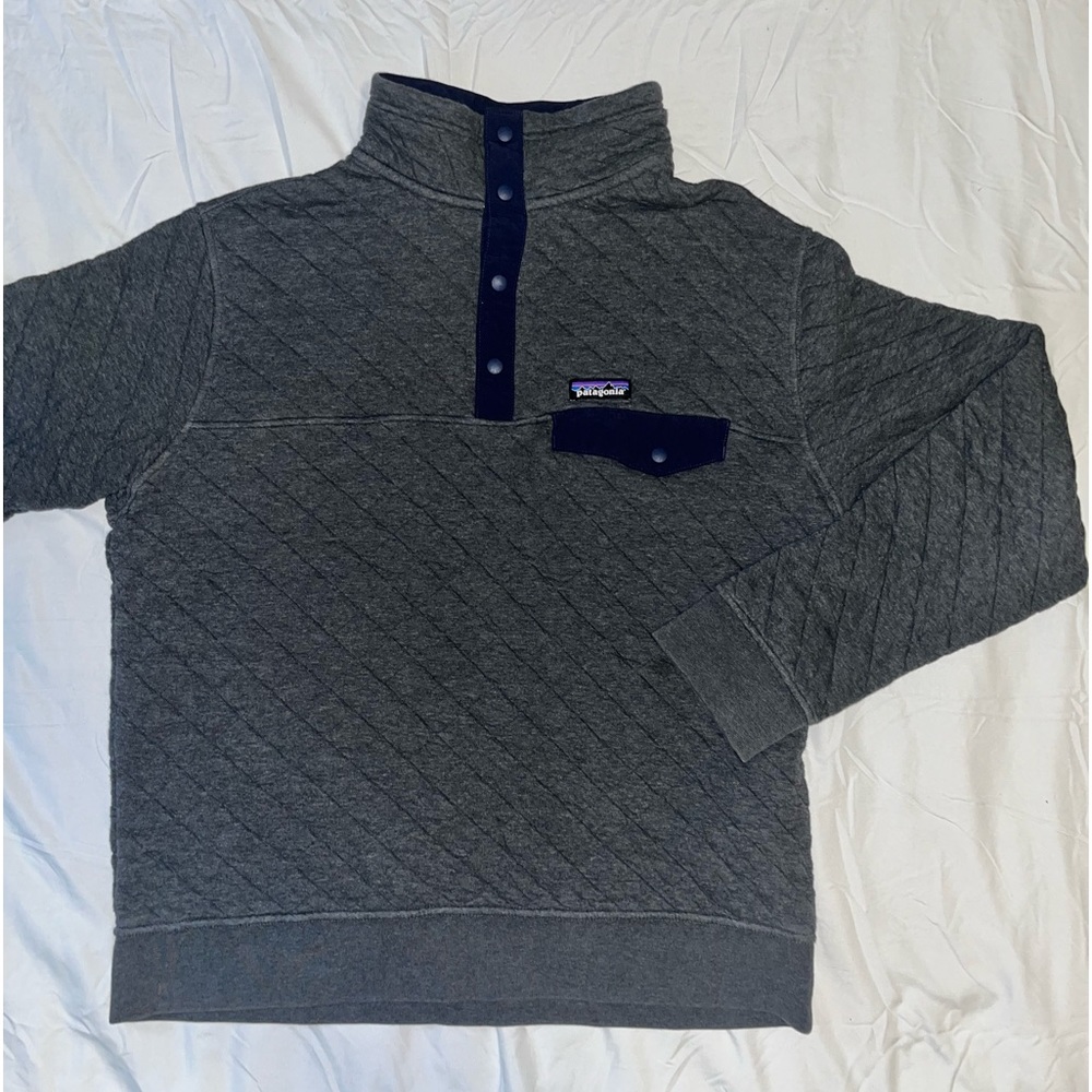 Patagonia quilted sweater.